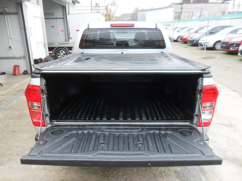 Isuzu D-max 2, 5-TDI-AUTOMAT-ITALY, снимка 14 - Автомобили и джипове - 52629766