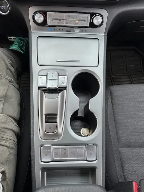 Hyundai Kona motor 39.2kw, снимка 10 - Автомобили и джипове - 53712026