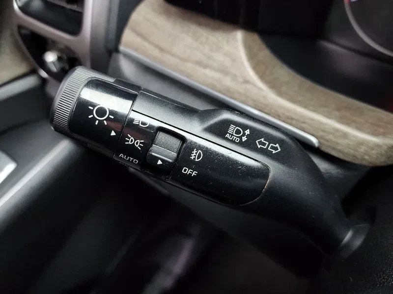 Kia Sorento 4Th Generation Diesel 2.2 2Wd Trendy, снимка 16 - Автомобили и джипове - 56208013