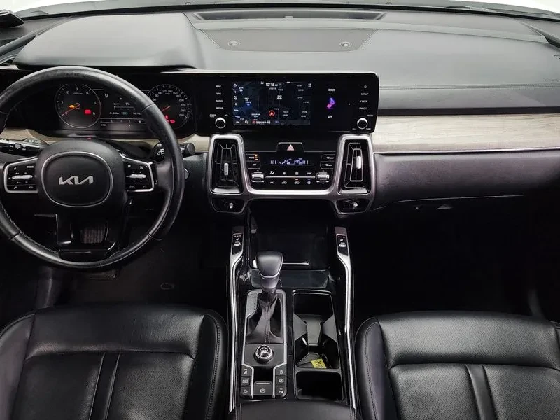 Kia Sorento 4Th Generation Diesel 2.2 2Wd Trendy, снимка 7 - Автомобили и джипове - 56208013