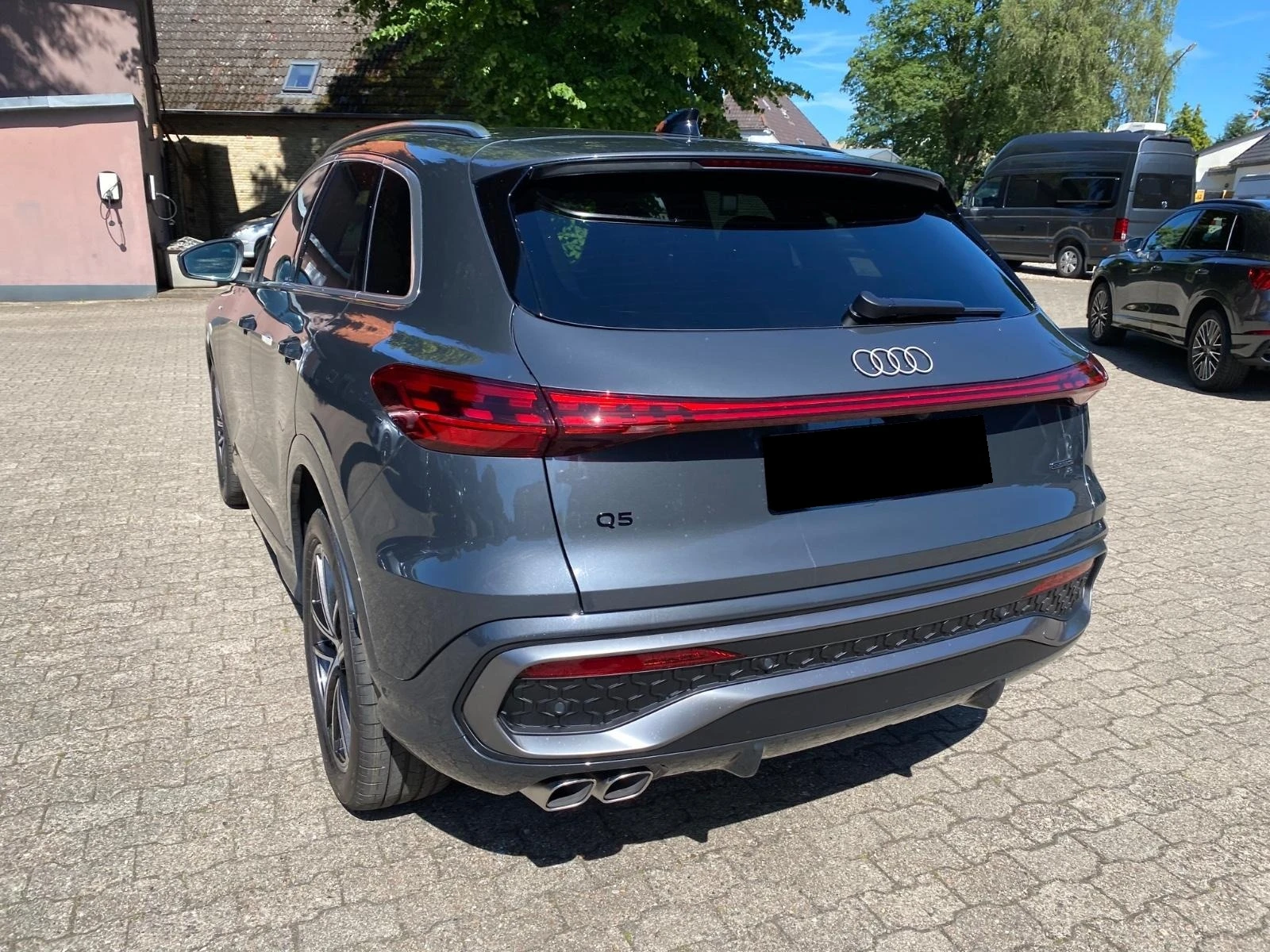 Audi Q5 40TDI/NEW MODEL/S-LINE/MMI DISPLAY/360/MATRIX/ - изображение 3