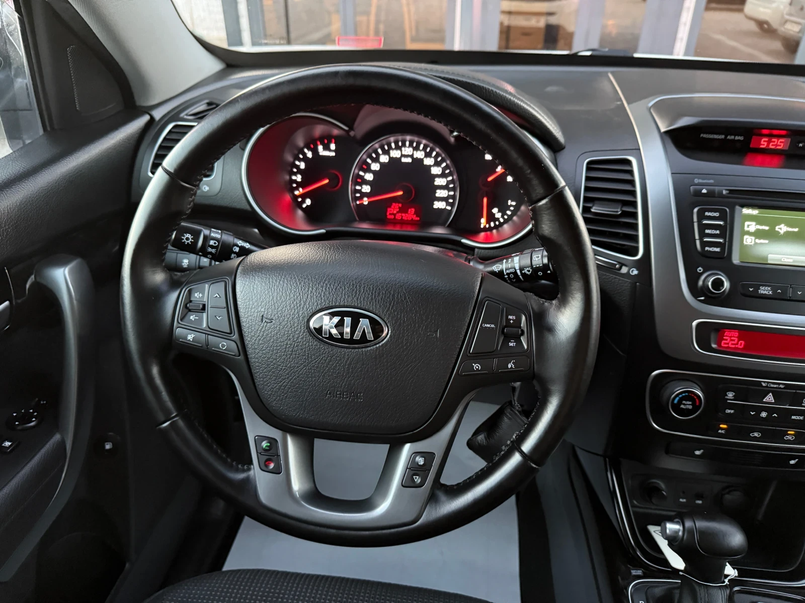 Kia Sorento 2.2D 4x4!Пълна сервизна история!ПРОЧЕТИ ОПИСАНИЕO - изображение 8