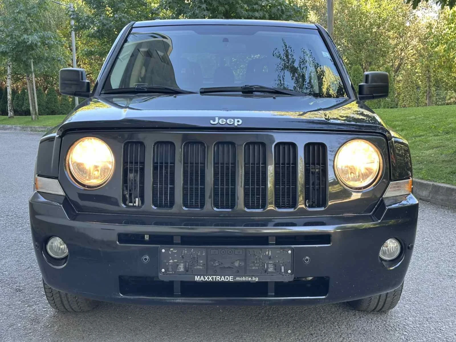 Jeep Patriot LIMITED / 2.0CRD / ПЕРФЕКТЕН - изображение 2