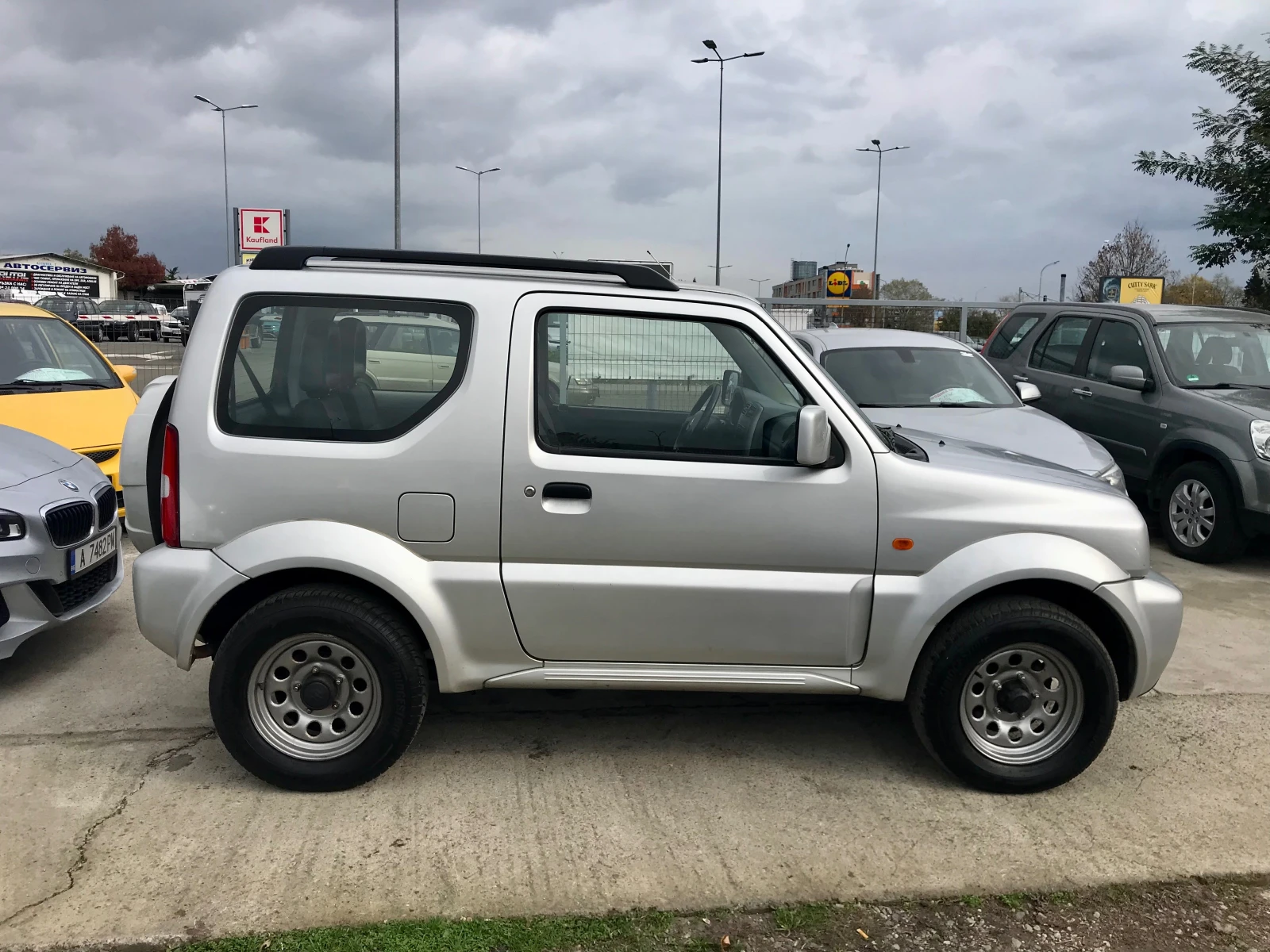 Suzuki Jimny 1.3i-4x4-face lift | Mobile.bg   8