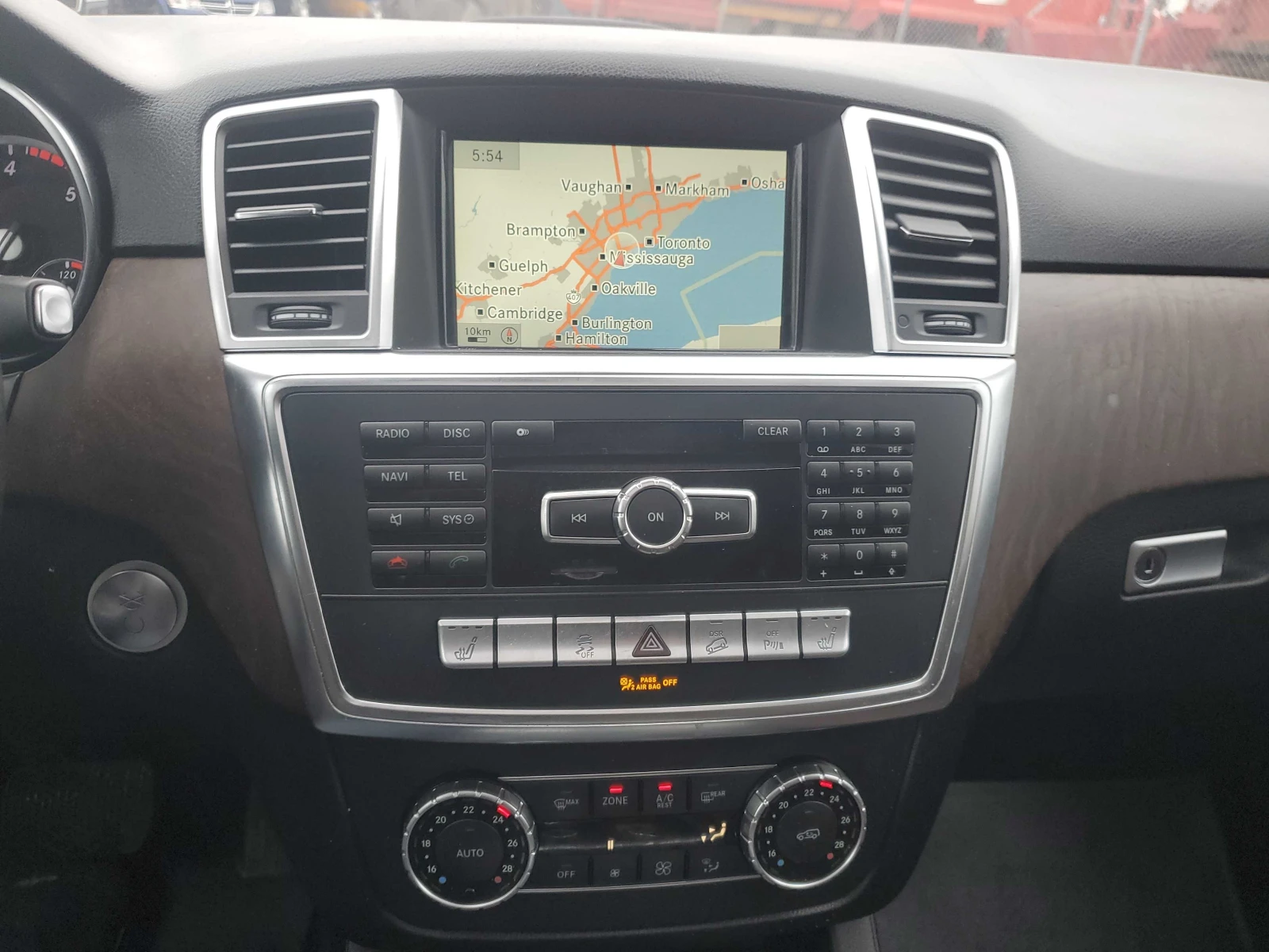 Mercedes-Benz ML 350 AMG PK/BLUETEC/КАМЕРИ/HARMAN/ПОДГРЕВ/М.ТОЧКА, снимка 8 - Автомобили и джипове - 53938103