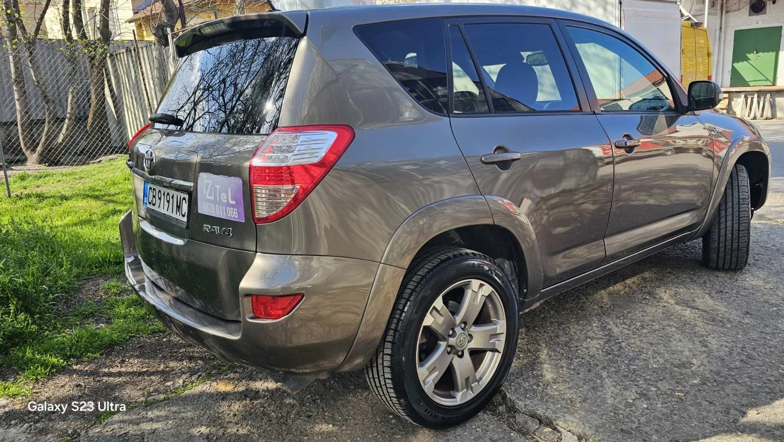 Toyota Rav4 2.2, снимка 12 - Автомобили и джипове - 54229839