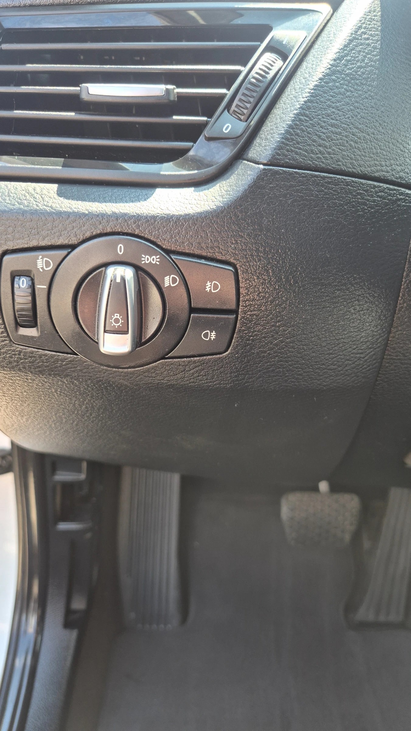 BMW X1 Е84 2.0D Xdrive, ZF8HP, обслужен, всичко платено , снимка 11 - Автомобили и джипове - 54244320