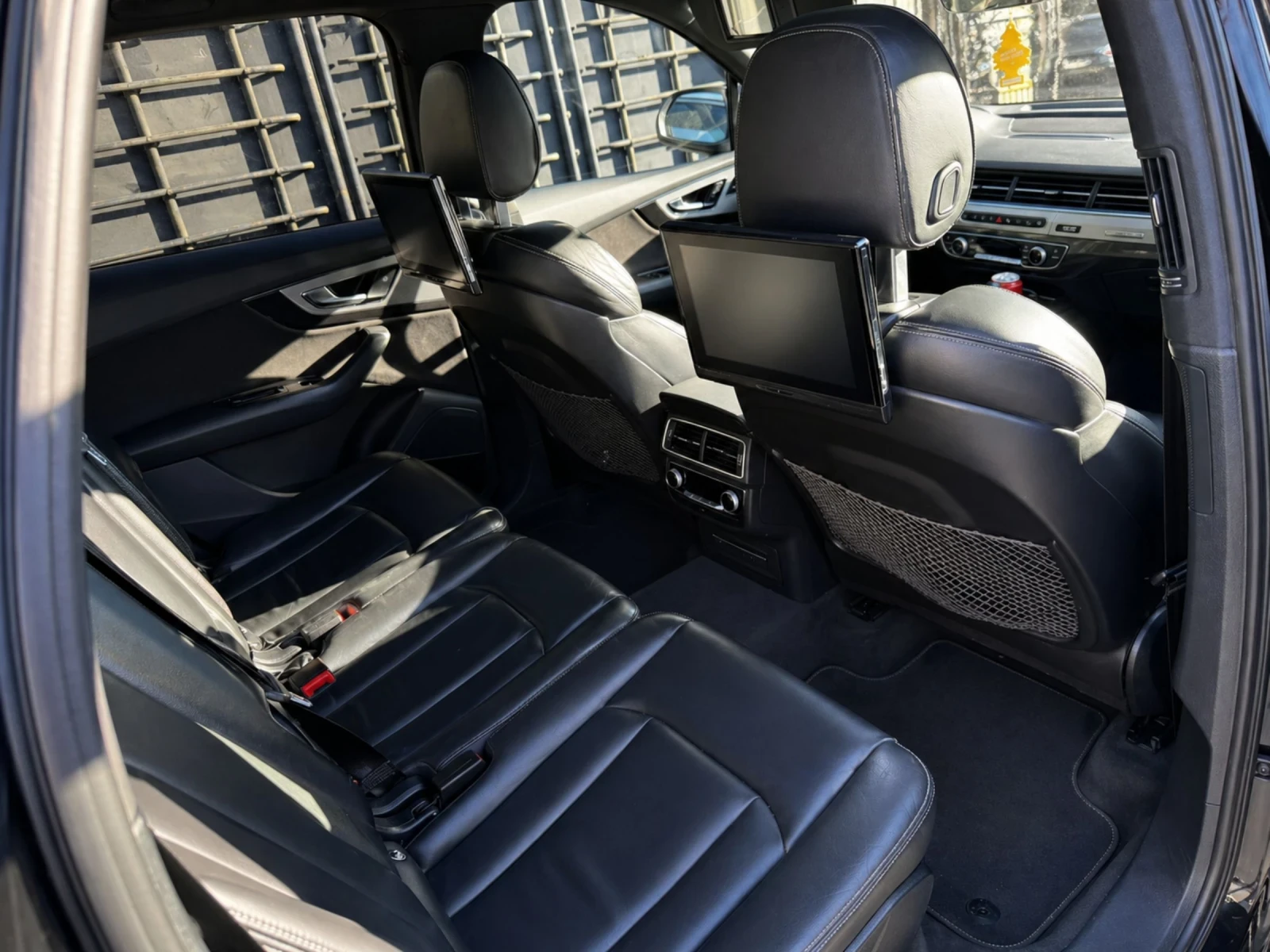 Audi SQ7 ОЧАКВАН ВНОС Audi SQ7 6+ 1 NIGHT PACKAGE , снимка 7 - Автомобили и джипове - 54317802