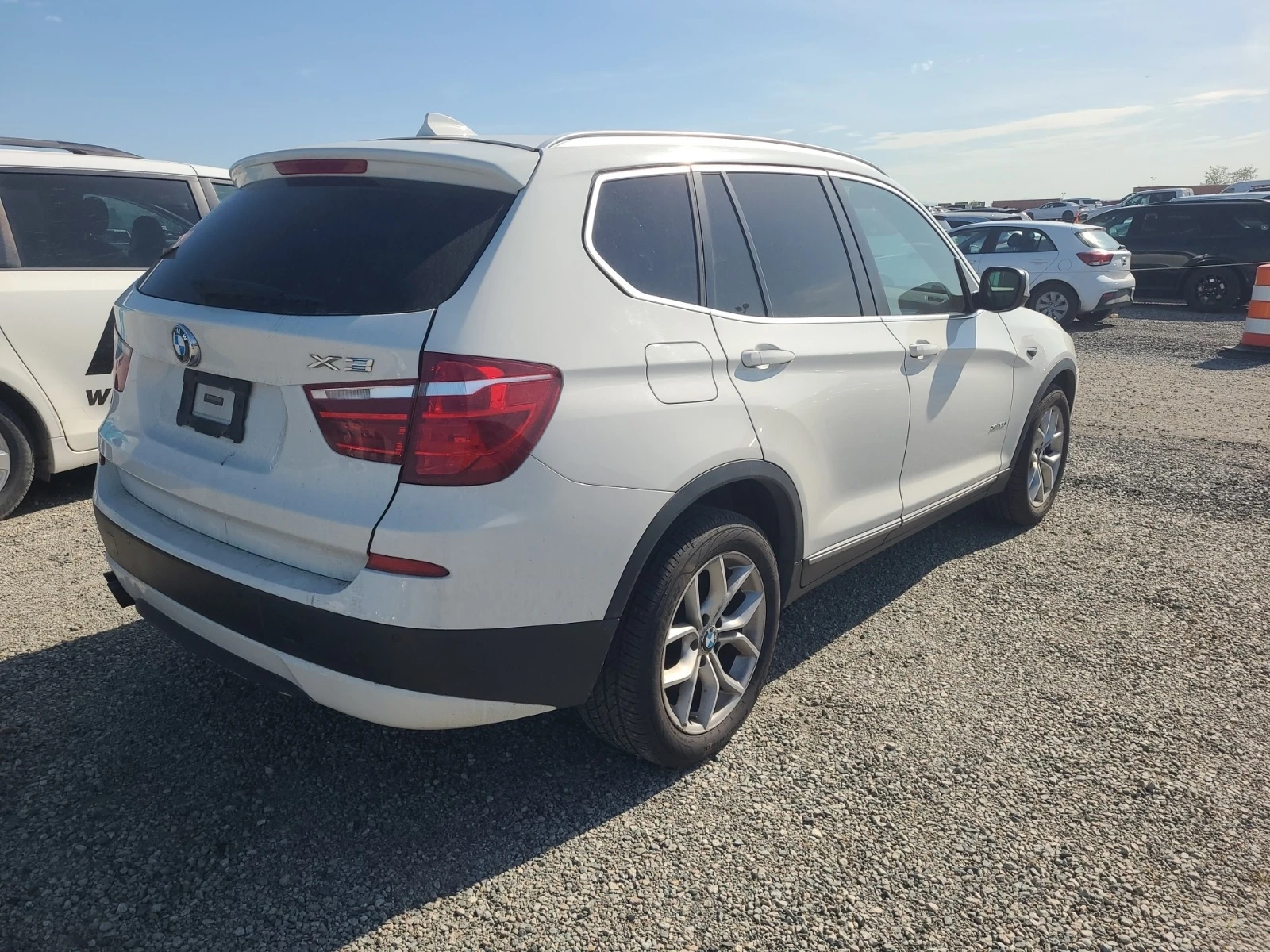 BMW X3 * * CARFAX * * АВТО КРЕДИТ * * , снимка 7 - Автомобили и джипове - 54645958