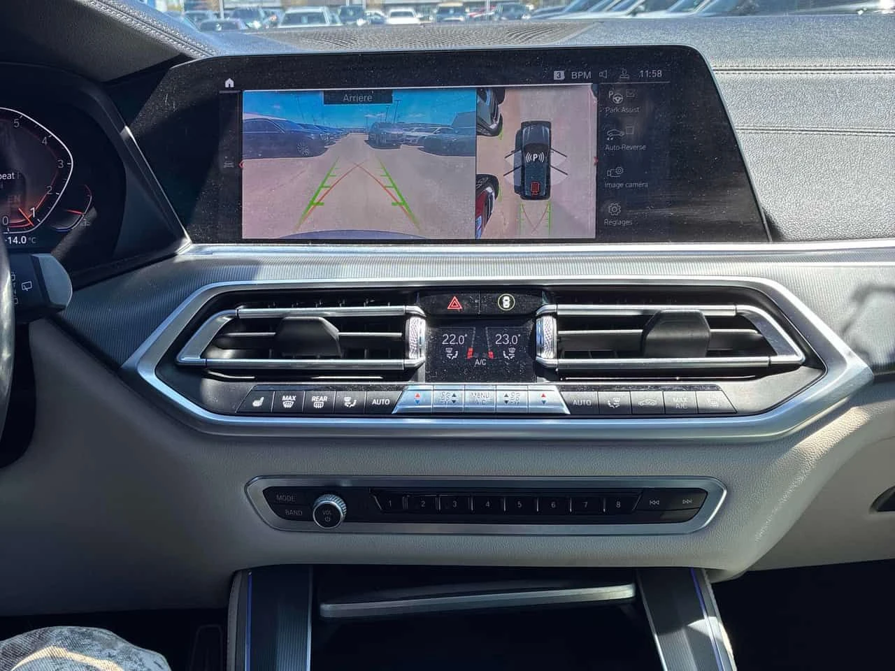 BMW X5 * xDrive40i * ЛАЗЕРИ * ДИСТРОНИК * 360 * ОБДУХВАНЕ, снимка 9 - Автомобили и джипове - 54684094