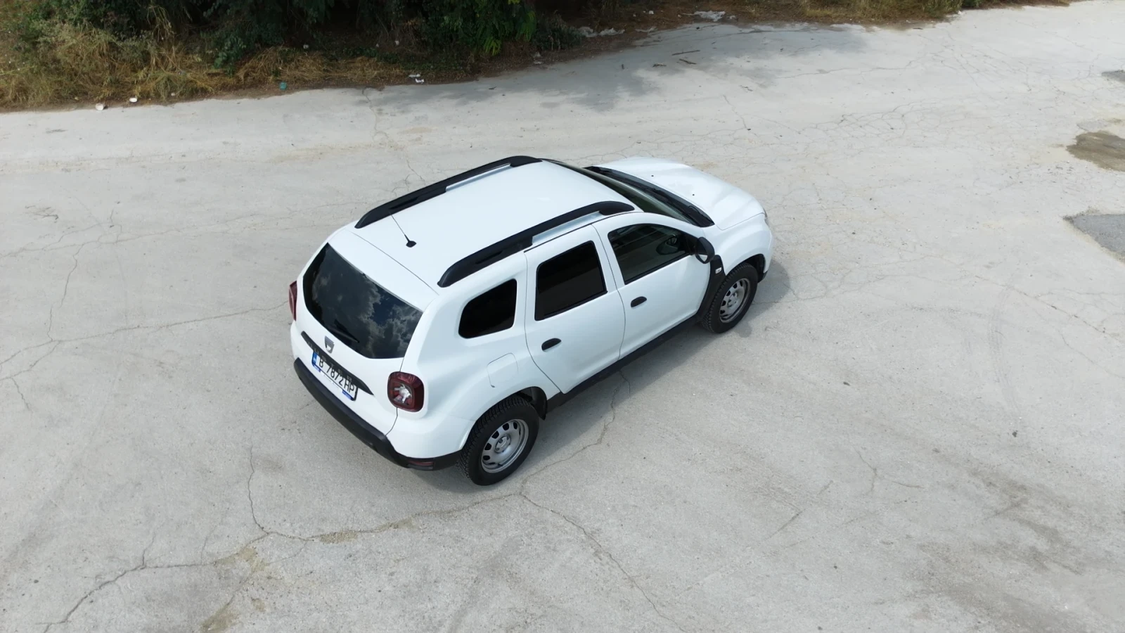 Dacia Duster 1.6 Бензин, снимка 2 - Автомобили и джипове - 55224450