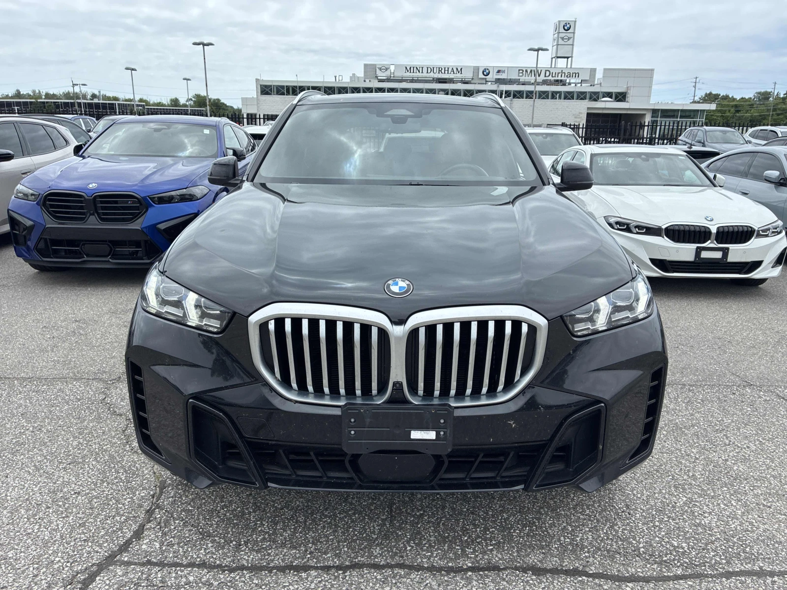 BMW X5 xDrive40i / M ПАКЕТ / ЛАЗЕРИ / 360 / ДИСТРОТИК, снимка 2 - Автомобили и джипове - 55302014