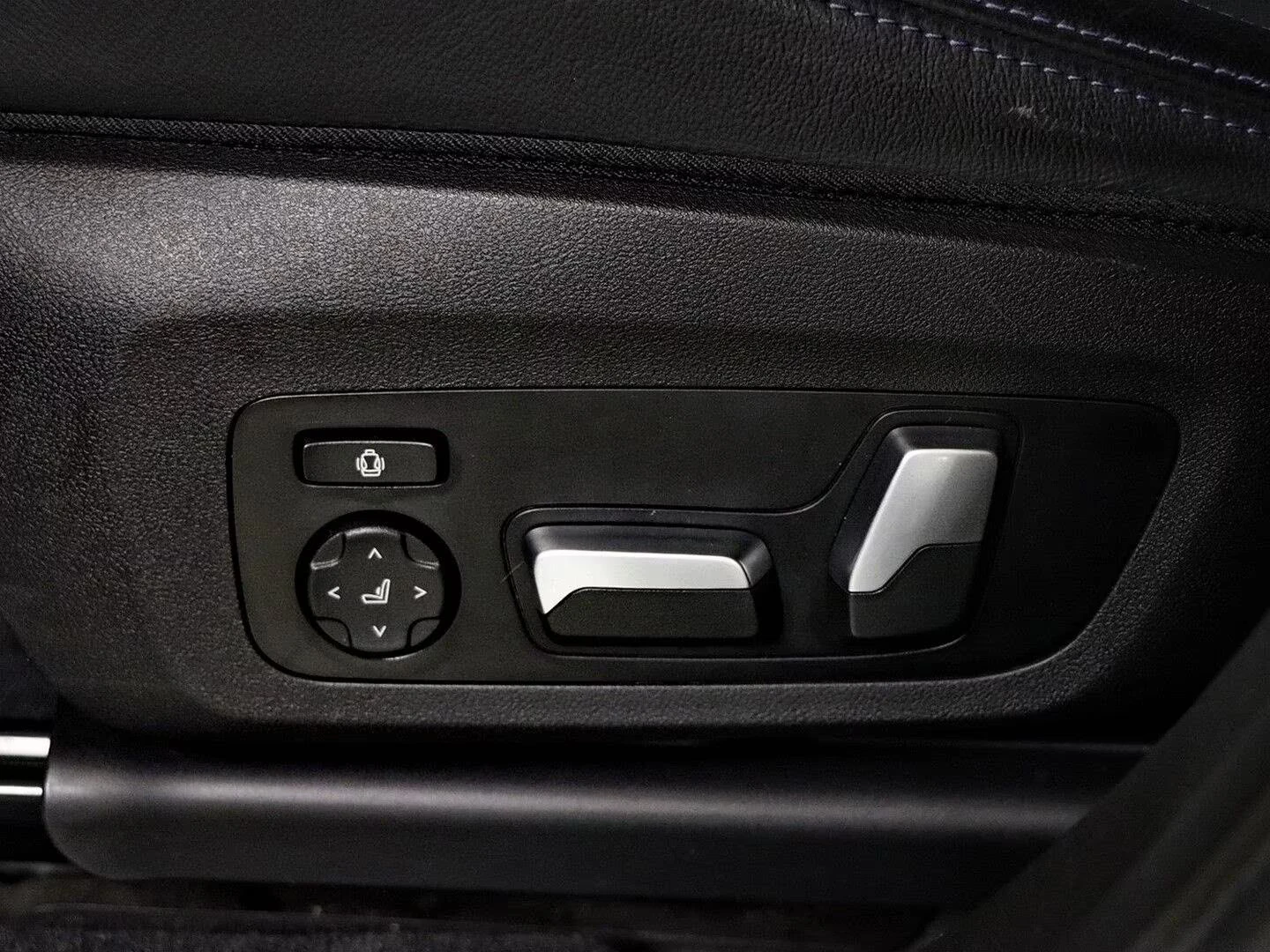 BMW X3 M40i/387HP/LASER/360/PANO/617z, снимка 13 - Автомобили и джипове - 55310045