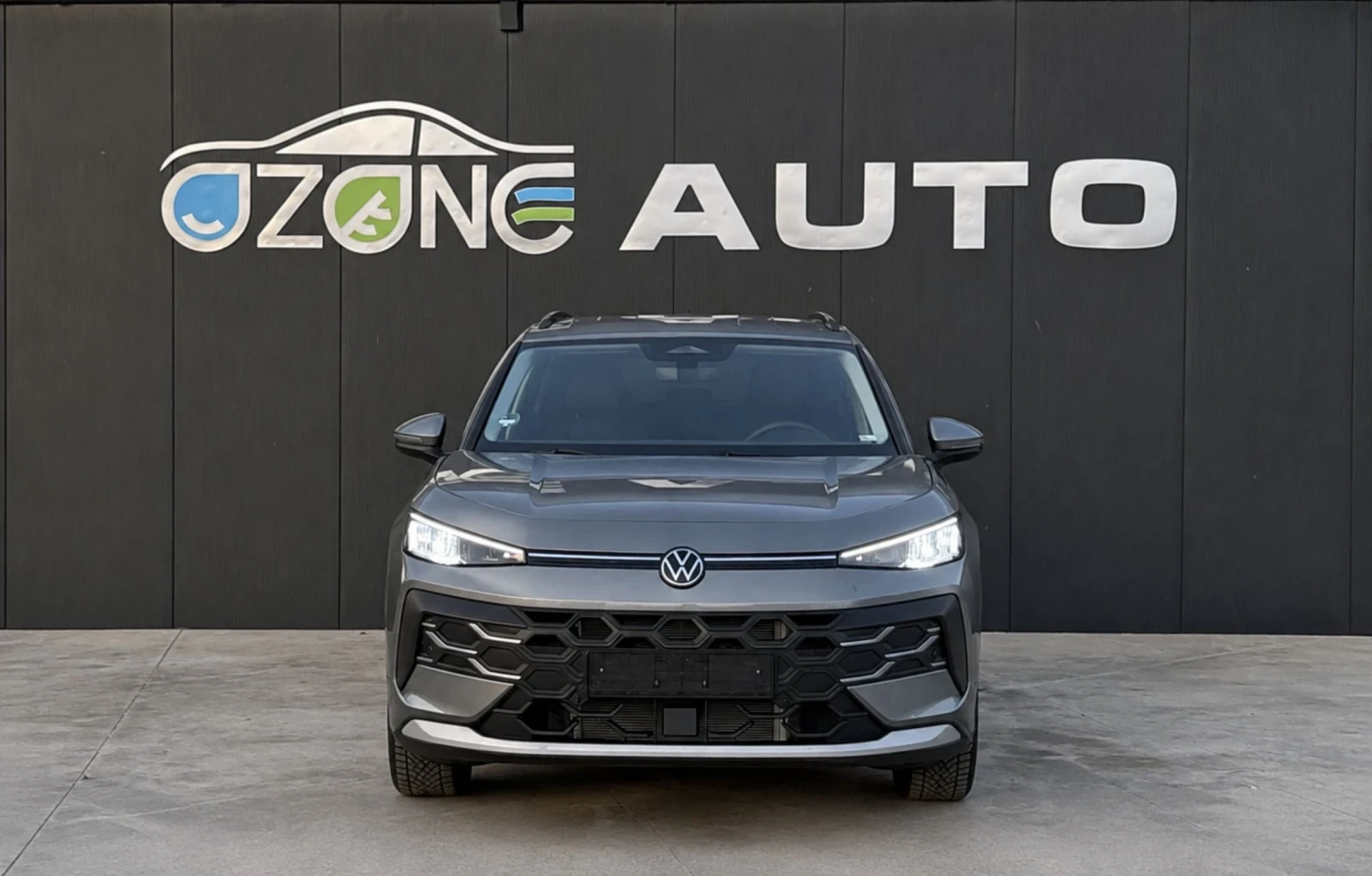 VW T-Roc 1.5 TSI, снимка 2 - Автомобили и джипове - 55383499