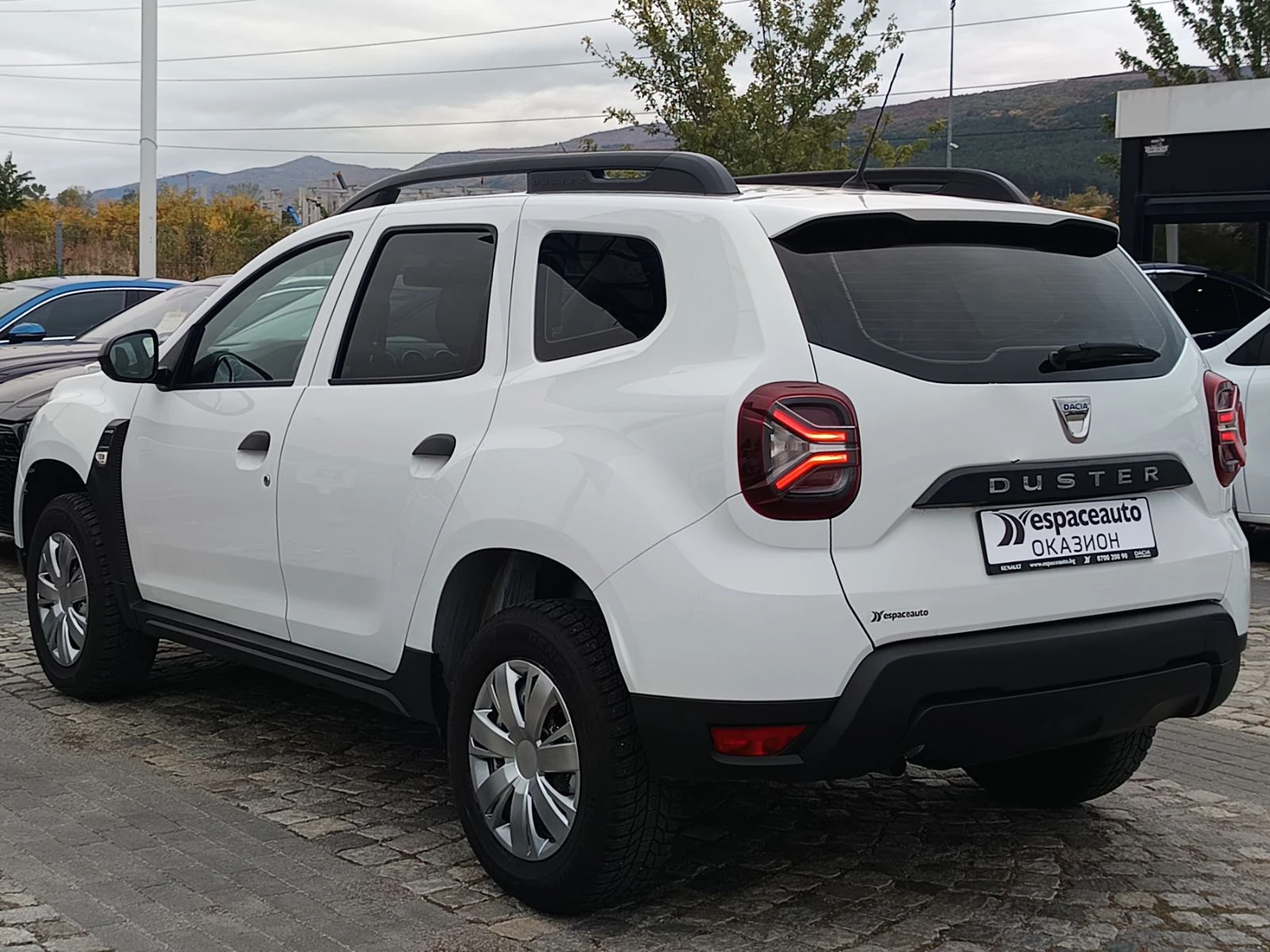 Dacia Duster 1.5/ 115�.�./ 4�4 | Mobile.bg � ����������� 6
