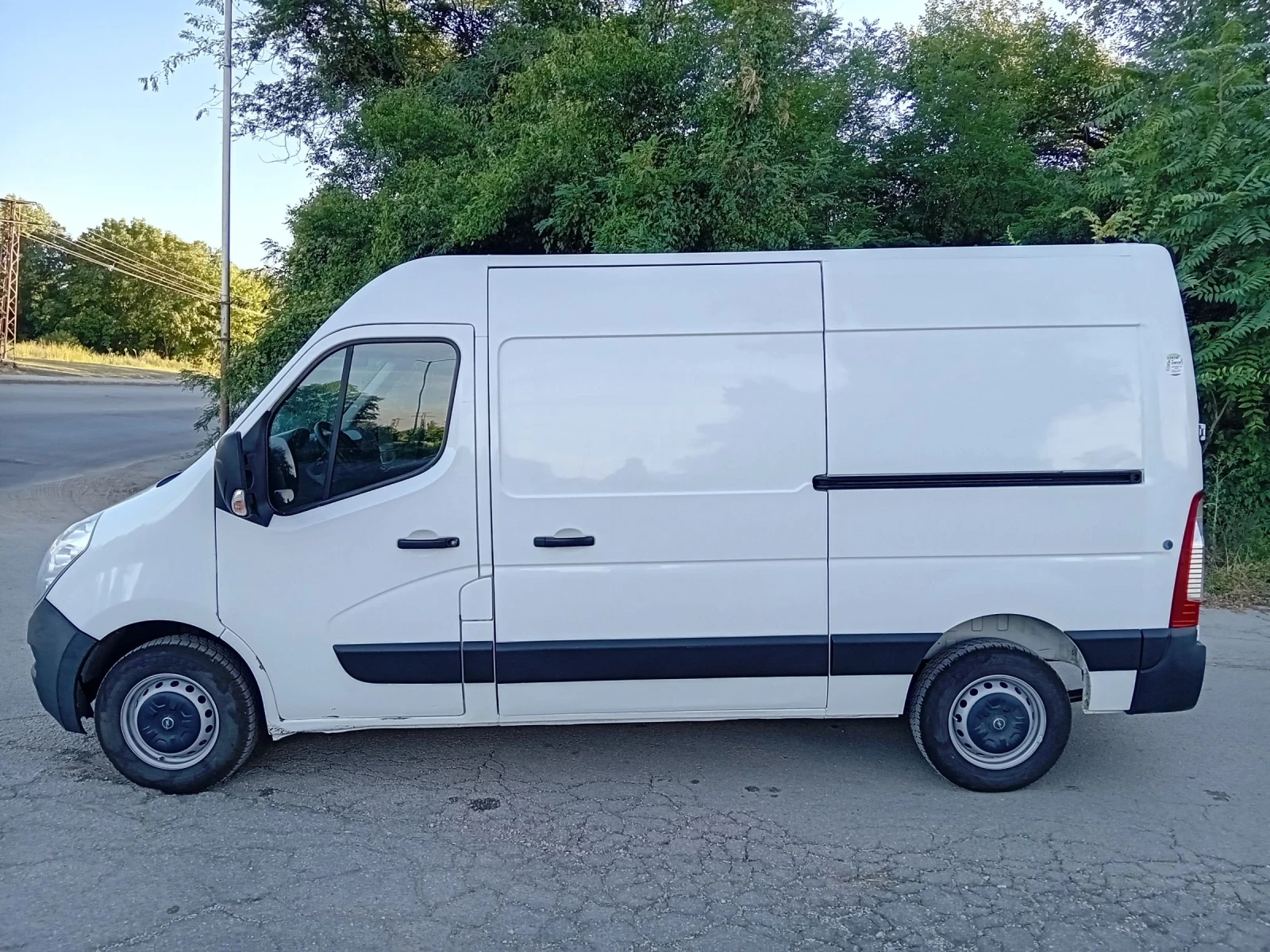 Opel Movano 2.3 DCI Климатик  - изображение 8