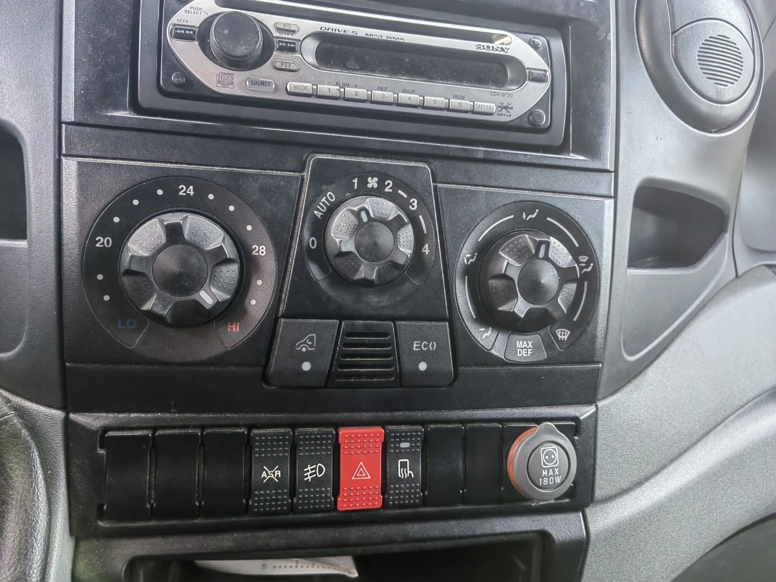 Iveco 35c18 3.0 180 кс  - изображение 4