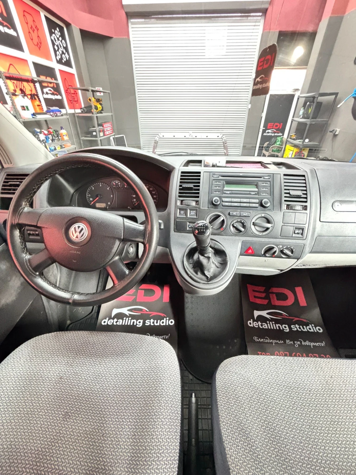 VW T5, снимка 7 - Бусове и автобуси - 54857853