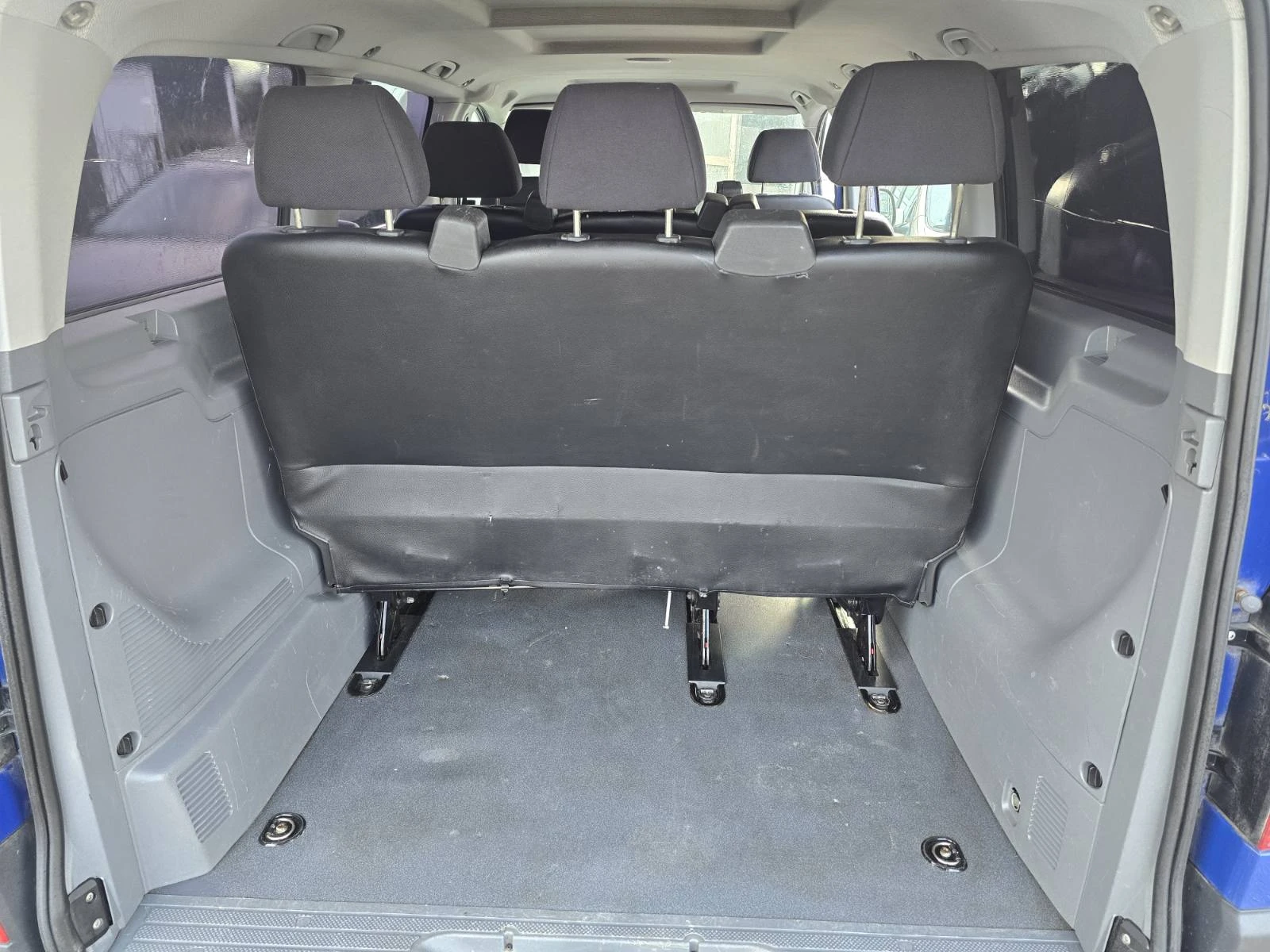 Mercedes-Benz Vito 111/2.2CDI, 9места, Климатик, Дълга база, снимка 16 - Бусове и автобуси - 54909865