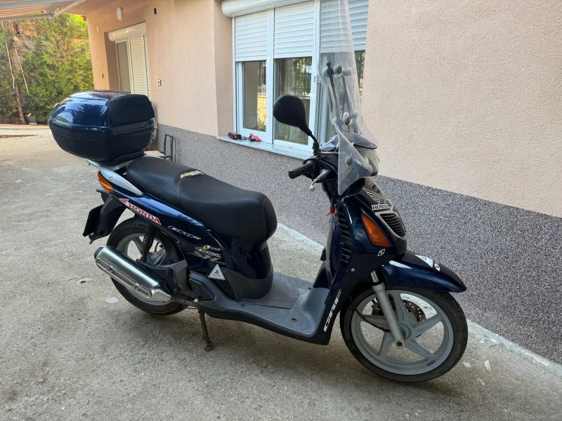 Honda Sh 125 кубика-карбуратор, снимка 3 - Мотоциклети и мототехника - 51111035