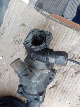 Citroen BERLINGO (1996 1.9 термостат корпус цена 30 лева Ем Комплект 0884333269, снимка 2