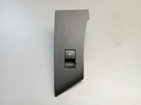 Копче ел стъкло предна дясна врата Опел Астра J 2.0д