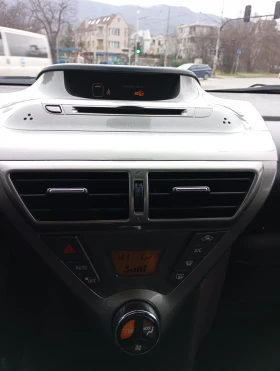 Toyota IQ - 3500 € / 6845.40 лв. - 71946821 9