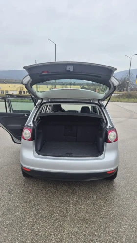 VW Golf Plus 1600кб - 3999 € / 7821.36 лв. - 74860473 10