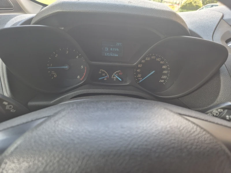 Ford Connect 1.6 TDCI, снимка 13 - Автомобили и джипове - 50004226