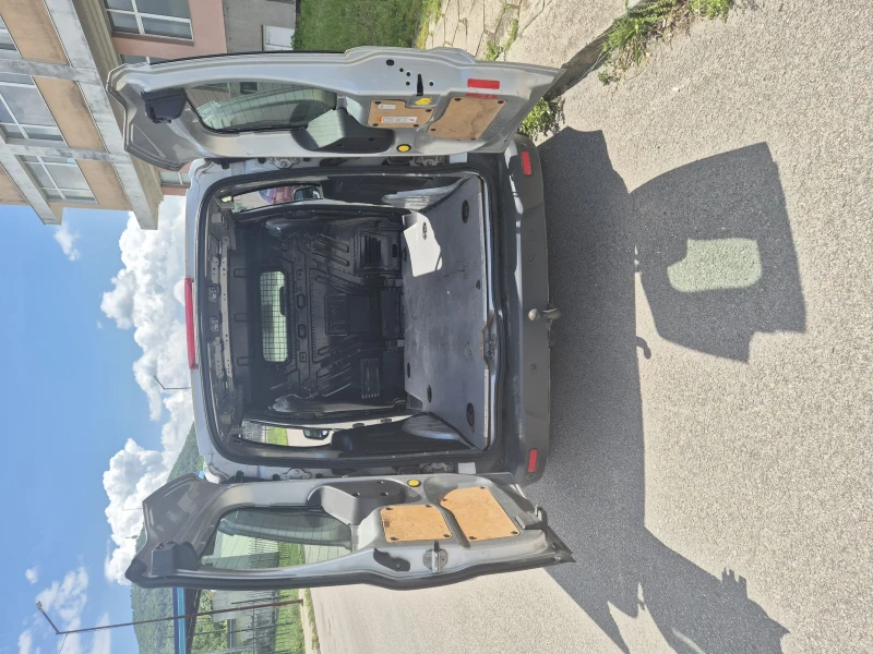 Ford Connect 1.6 TDCI, снимка 10 - Автомобили и джипове - 50004226