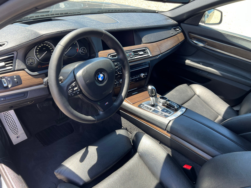 BMW 740 X drive, M pack, снимка 9 - Автомобили и джипове - 45769389