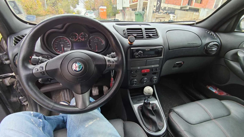 Alfa Romeo 147 Q2, снимка 9 - Автомобили и джипове - 49128028