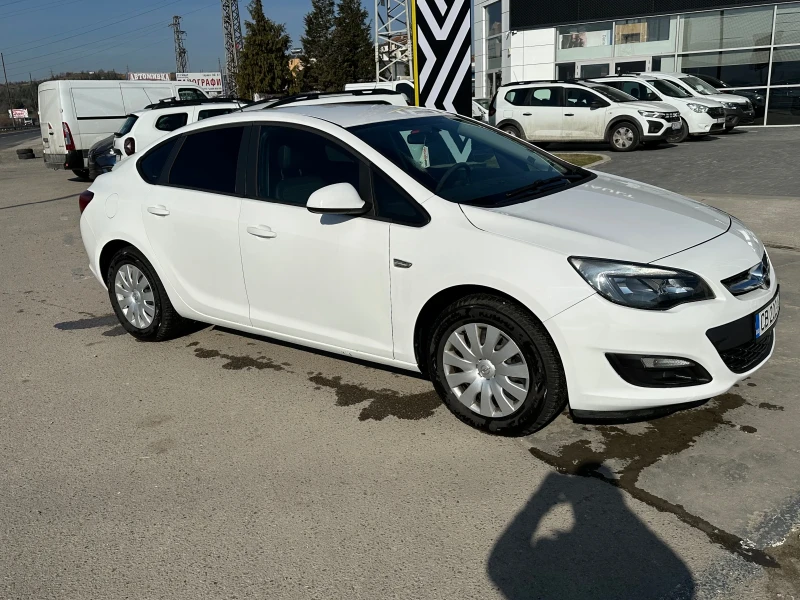 Opel Astra 1.6 CDTI EURO 6, снимка 2 - Автомобили и джипове - 49236549