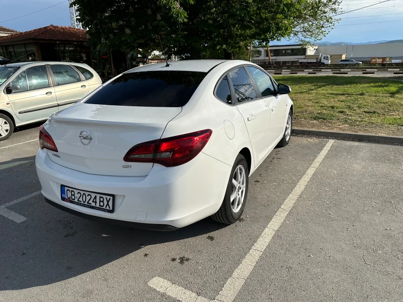 Opel Astra 1.6 CDTI EURO 6, снимка 8 - Автомобили и джипове - 49236549