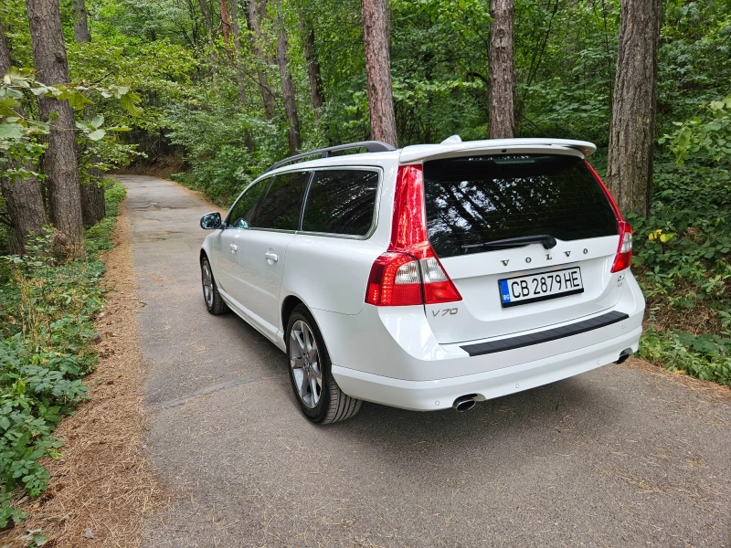 Volvo V70 Momentum, снимка 6 - Автомобили и джипове - 52641210