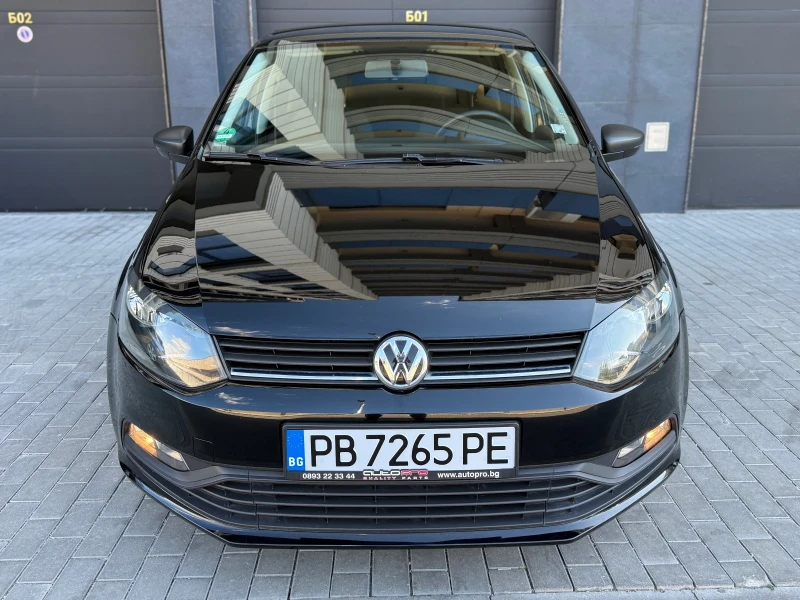 VW Polo 1.4 TDI /75к.с./Обслужена/КАСКО/EURO 6, снимка 2 - Автомобили и джипове - 51778532
