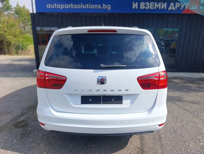 Seat Alhambra * Sport* 2.0* TDI* DSG* Camera* Navi* 177hp 7 Мест, снимка 7 - Автомобили и джипове - 52038966