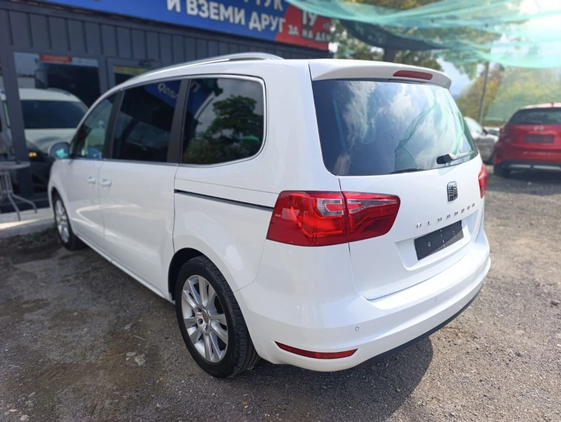 Seat Alhambra * Sport* 2.0* TDI* DSG* Camera* Navi* 177hp 7 Мест, снимка 5 - Автомобили и джипове - 52038966