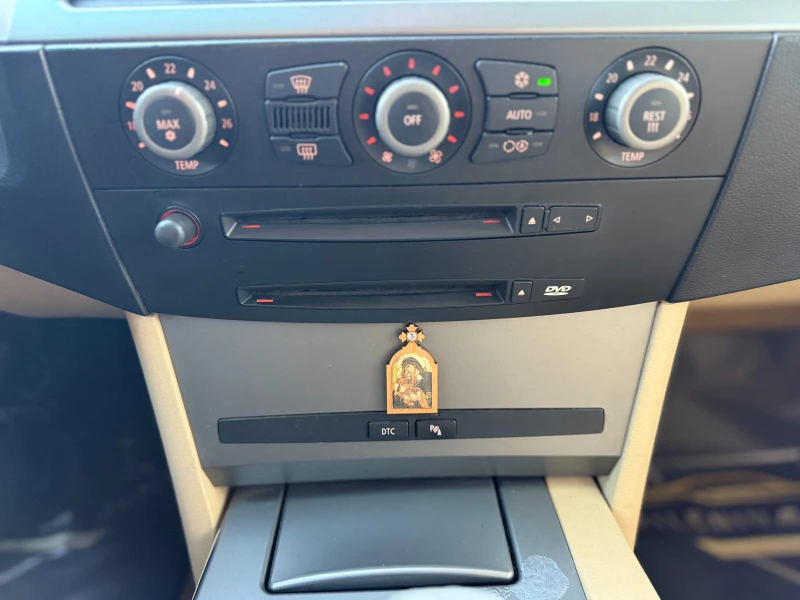 BMW 525 D 177k.c./Автоматик , снимка 11 - Автомобили и джипове - 52628777