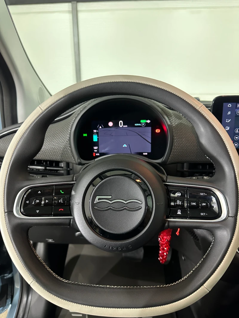 Fiat 500e LA PRIMA* PANORAMA* DIGITAL* , снимка 10 - Автомобили и джипове - 52700076