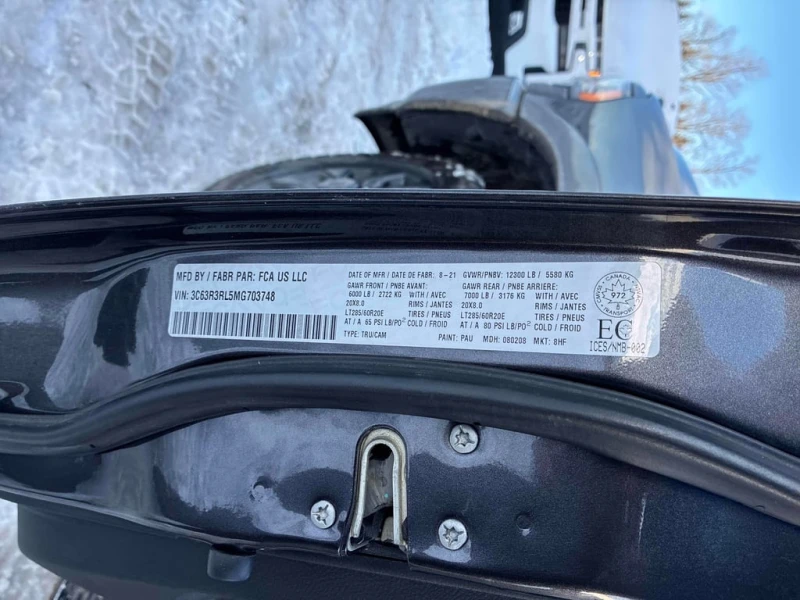 Dodge RAM 3500 * Limited * CARFAX * БЕЗ ПЪРВОНАЧАЛНА ВНОСКА, снимка 12 - Автомобили и джипове - 53157704