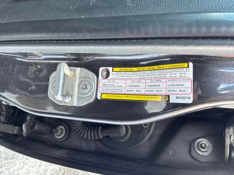 Dodge RAM 3500 * Limited * CARFAX * БЕЗ ПЪРВОНАЧАЛНА ВНОСКА, снимка 11 - Автомобили и джипове - 53157704