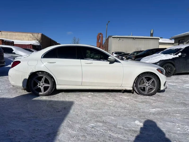 Mercedes-Benz C 300 * CARFAX * ЦЕНА ДО БГ, снимка 3 - Автомобили и джипове - 53213577