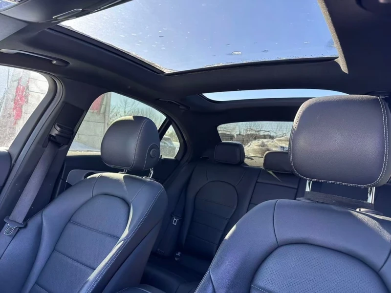 Mercedes-Benz C 300 * CARFAX * ЦЕНА ДО БГ, снимка 10 - Автомобили и джипове - 53213577