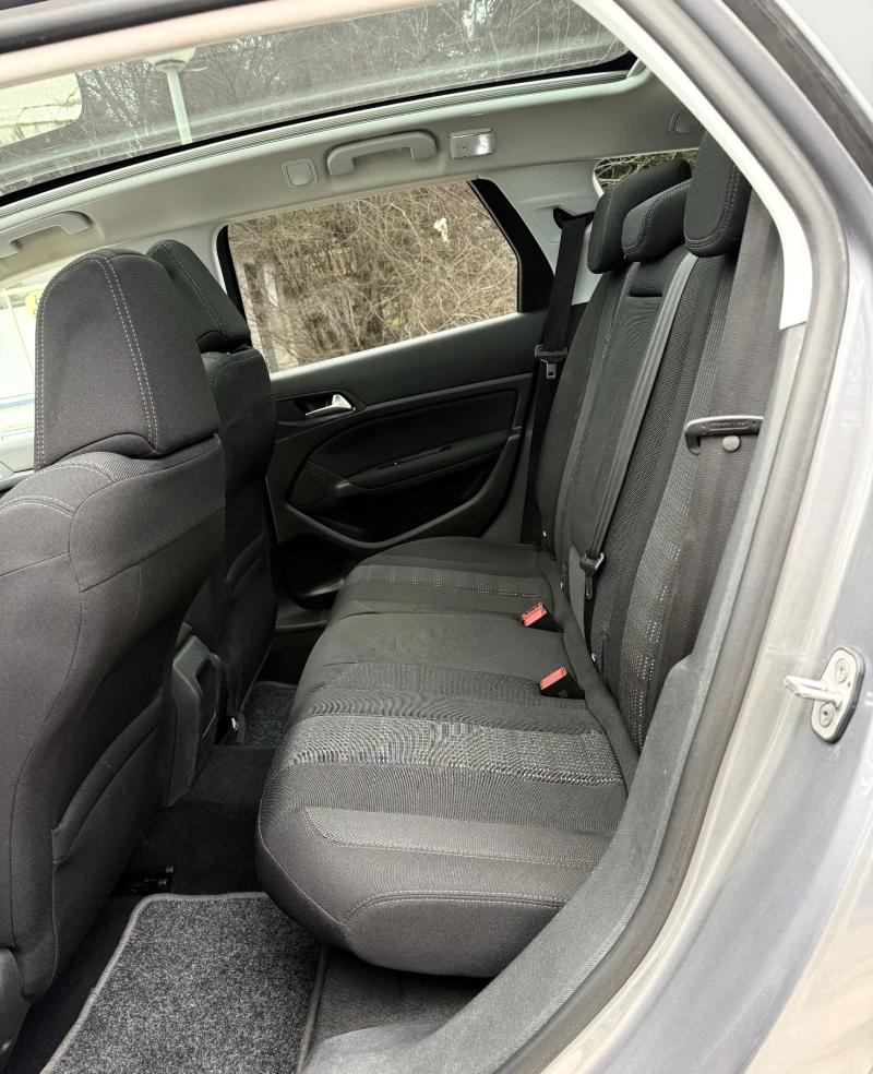 Peugeot 308 1.6HDI* 120* EU6* ПАНОРАМА* НАВИГАЦИЯ, снимка 11 - Автомобили и джипове - 53295496