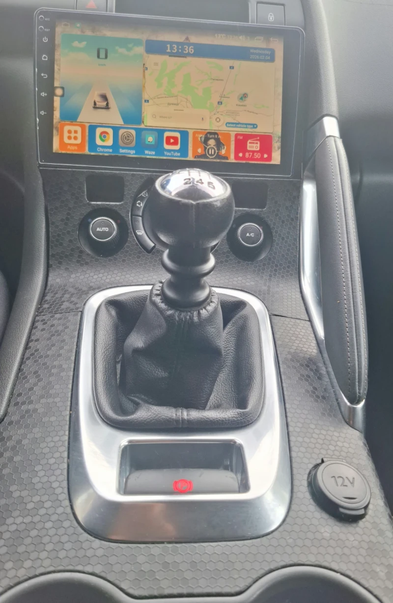 Peugeot 3008 1.6HDI FACELIFT, снимка 11 - Автомобили и джипове - 53374739