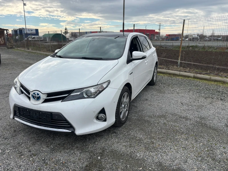 Toyota Auris Hibrid, 1.8 бензин, 
