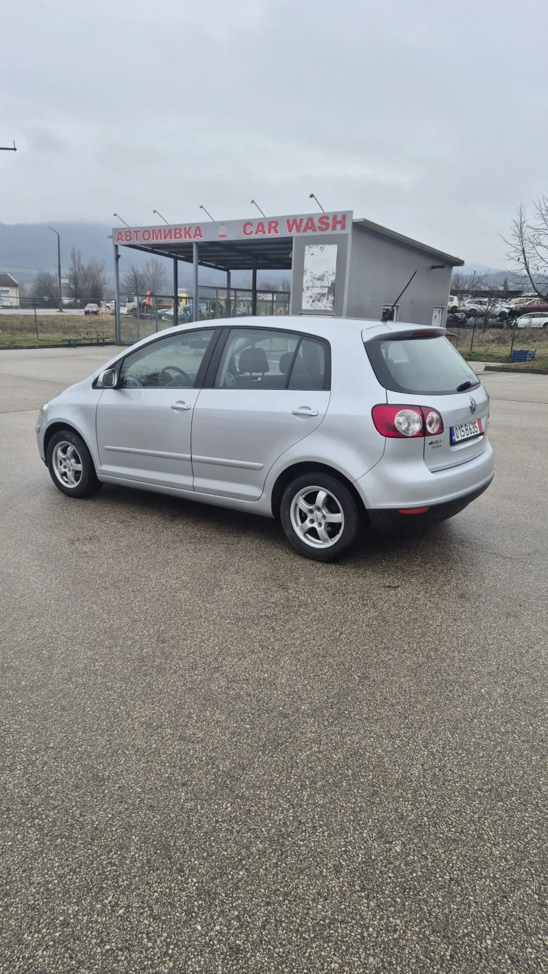 VW Golf Plus 1600кб, снимка 5 - Автомобили и джипове - 53420332