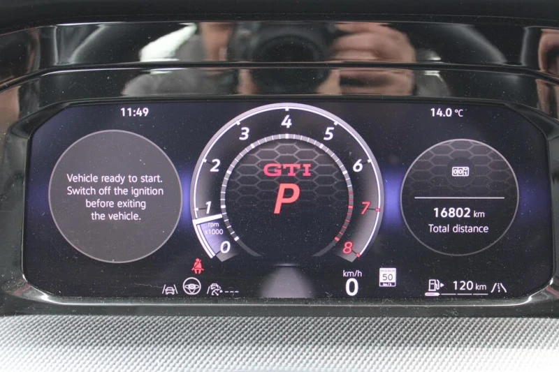 VW Golf Golf GTI S FWD* АвтоКредит* (Цена до БГ) , снимка 6 - Автомобили и джипове - 53466490