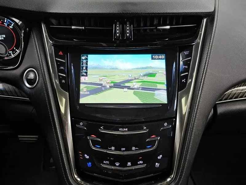 Cadillac Cts 2.0 Premium Plus, снимка 14 - Автомобили и джипове - 56699620